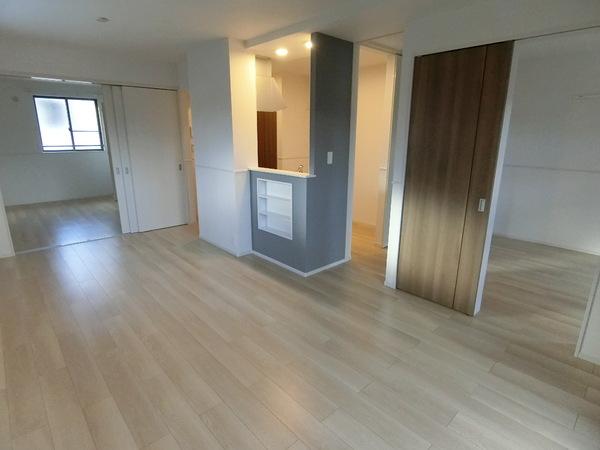 藤井寺市梅が園町のハイツ