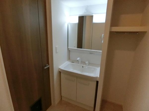 藤井寺市梅が園町のハイツ