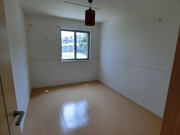 羽曳野市東阪田のハイツ