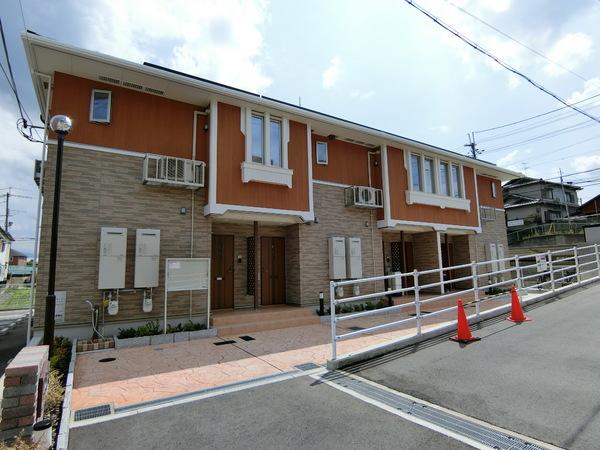 羽曳野市東阪田のハイツ
