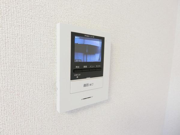 羽曳野市古市２丁目のハイツ