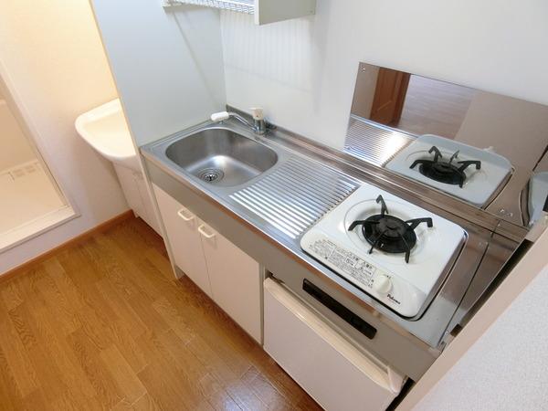 羽曳野市古市２丁目のハイツ