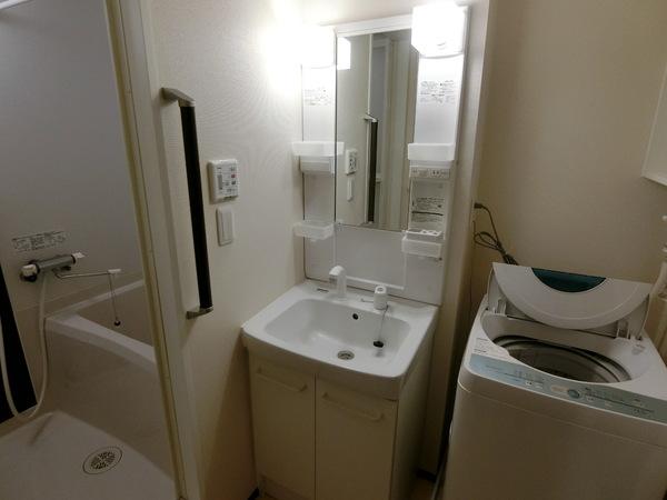 羽曳野市東阪田のハイツ