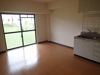 藤井寺市道明寺４丁目のマンション