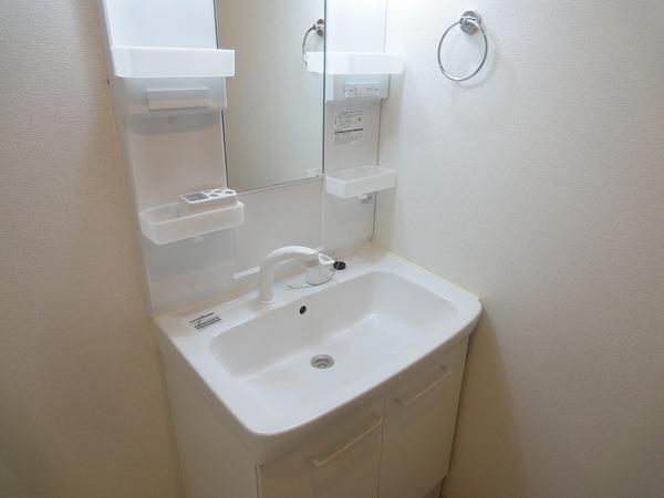 羽曳野市河原城のハイツ
