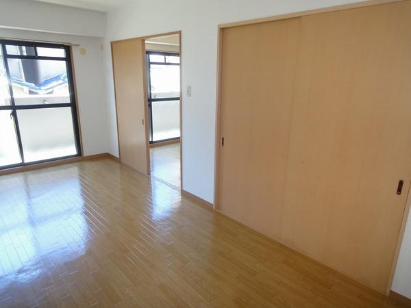 藤井寺市野中２丁目のマンション