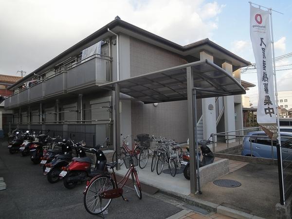 柏原市片山町のハイツ