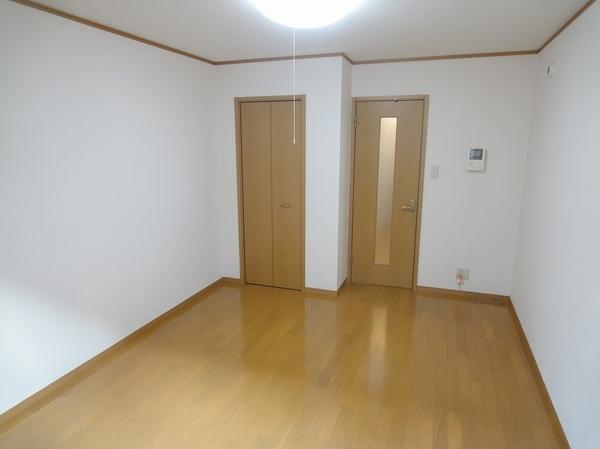 柏原市片山町のハイツ