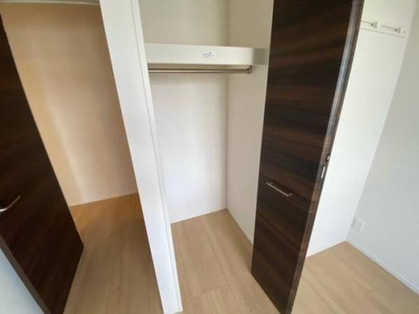 藤井寺市小山5丁目のハイツ(収納)