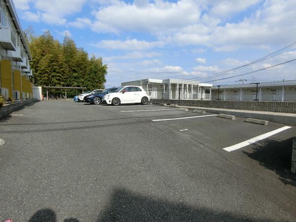 羽曳野市西浦４丁目のハイツ