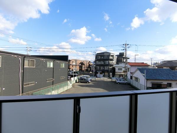 羽曳野市高鷲４丁目のマンション