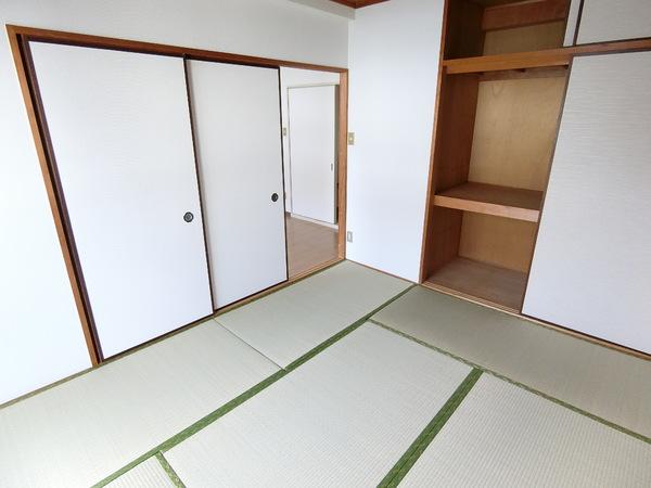 羽曳野市白鳥１丁目のマンション