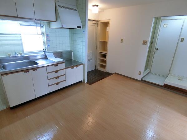 羽曳野市白鳥１丁目のマンション