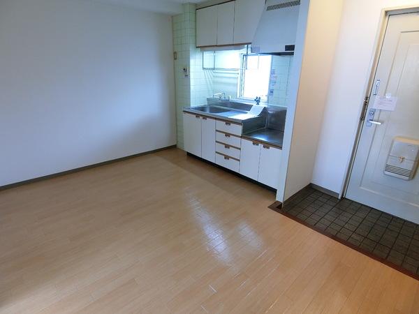 羽曳野市白鳥１丁目のマンション