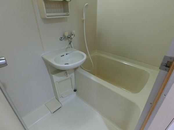 羽曳野市白鳥１丁目のマンション