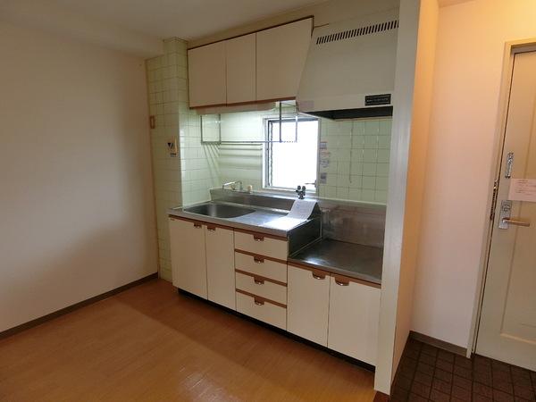 羽曳野市白鳥１丁目のマンション