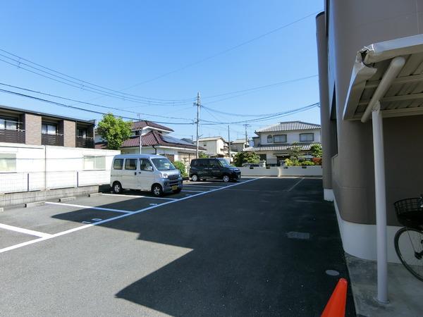 羽曳野市東阪田のマンション