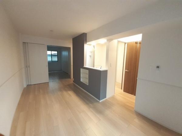 羽曳野市高鷲７丁目のハイツ