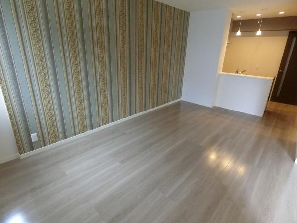 松原市東新町5丁目のアパート(リビング)