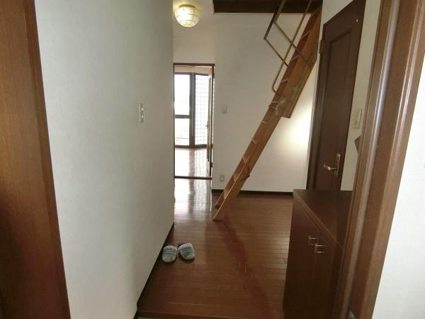羽曳野市白鳥１丁目のマンション