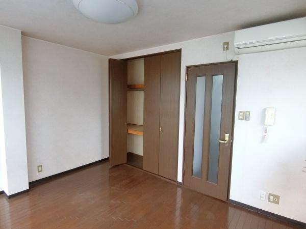 羽曳野市白鳥１丁目のマンション