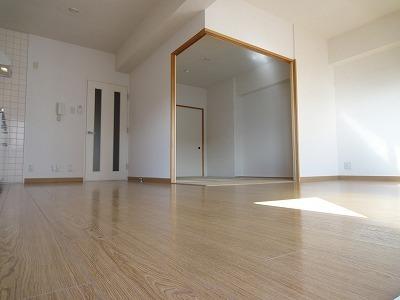 藤井寺市岡２丁目のマンション
