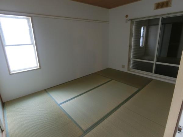 ファミール林B棟