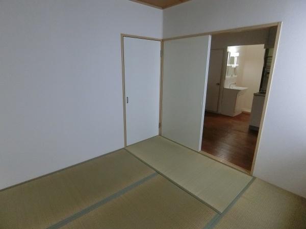 ファミール林B棟