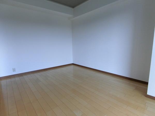 藤井寺市小山６丁目のマンション