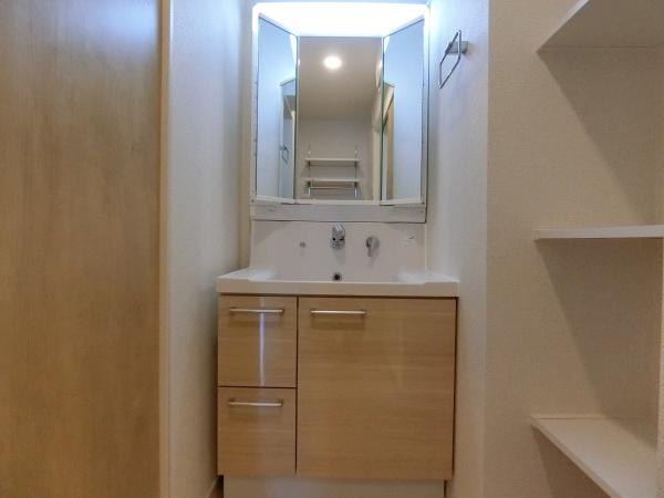 羽曳野市東阪田のハイツ