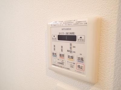 羽曳野市高鷲１０丁目のハイツ