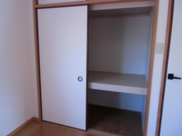 松原市一津屋６丁目のハイツ