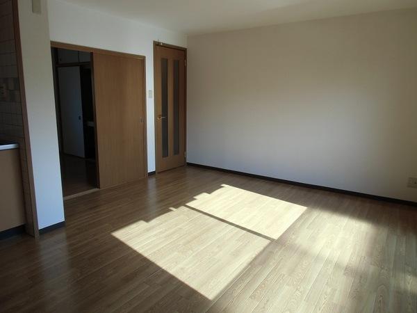 松原市一津屋６丁目のハイツ