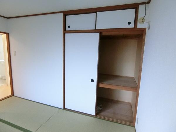 ハイツしらとり