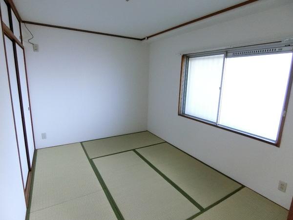 ハイツしらとり