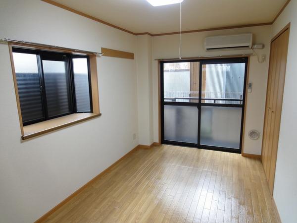 羽曳野市古市２丁目のハイツ