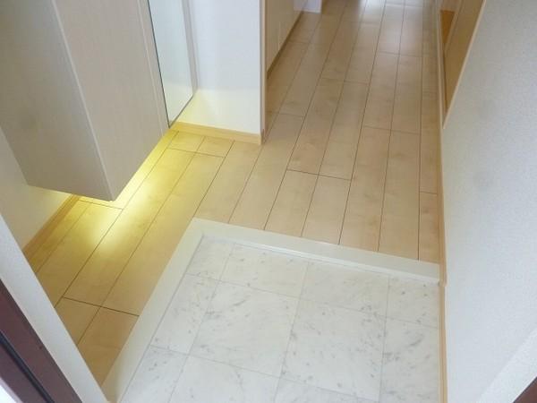 柏原市上市１丁目のマンション