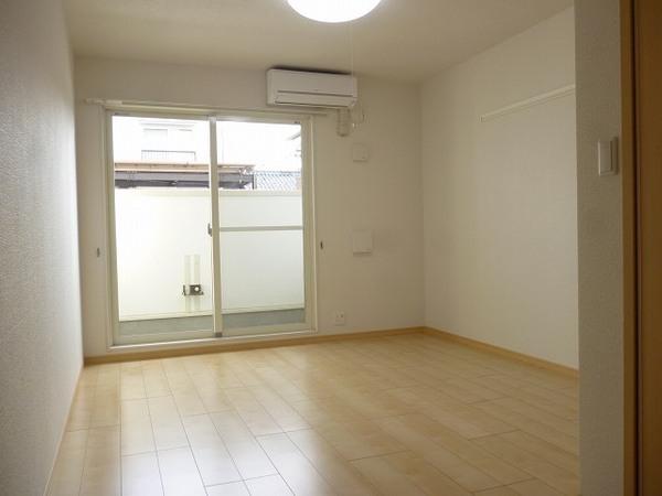 柏原市上市１丁目のマンション