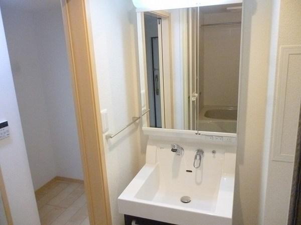 柏原市上市１丁目のマンション