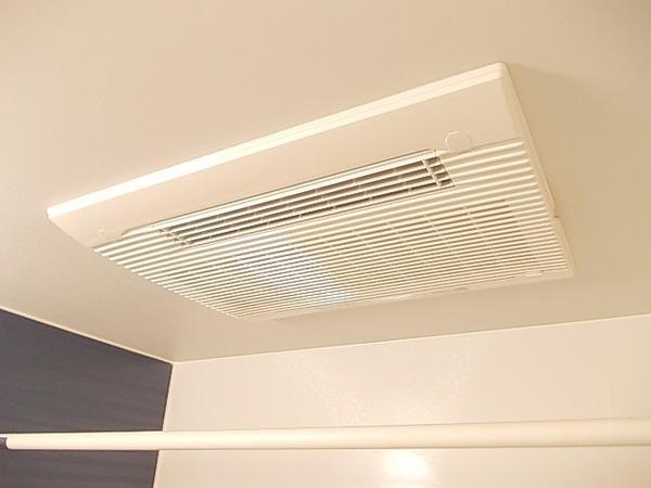 メゾン　ド　コスモス