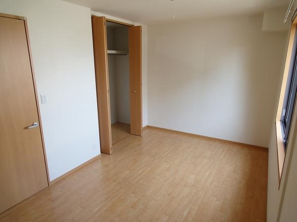 松原市一津屋１丁目のハイツ