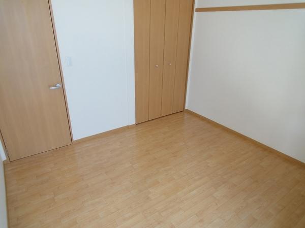 松原市一津屋１丁目のハイツ