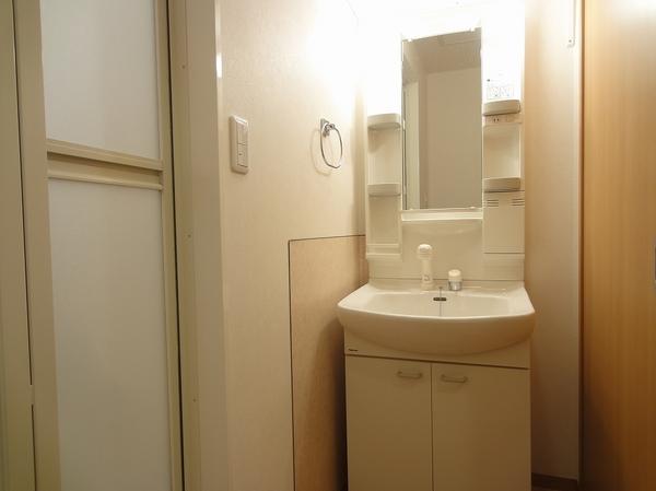 松原市一津屋１丁目のハイツ