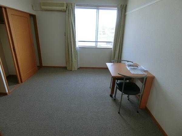 羽曳野市西浦４丁目のマンション