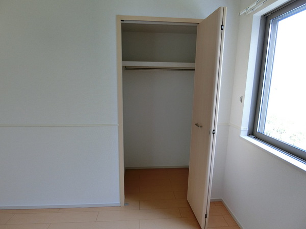 羽曳野市東阪田のハイツ