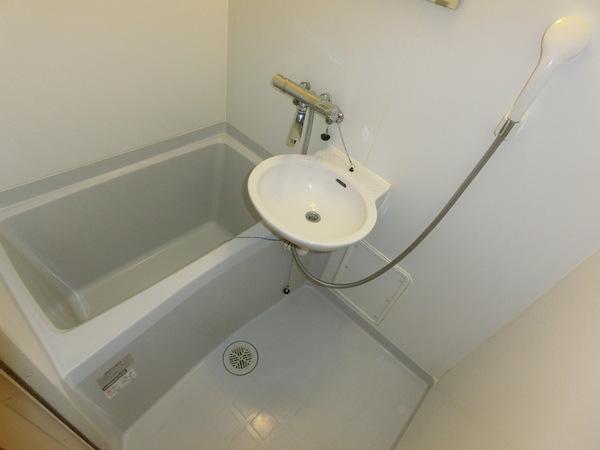 羽曳野市西浦４丁目のマンション
