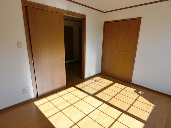 羽曳野市西浦３丁目のハイツ