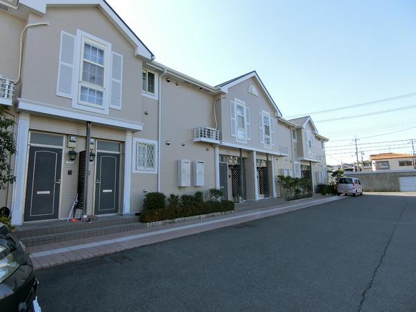 羽曳野市西浦３丁目のハイツ