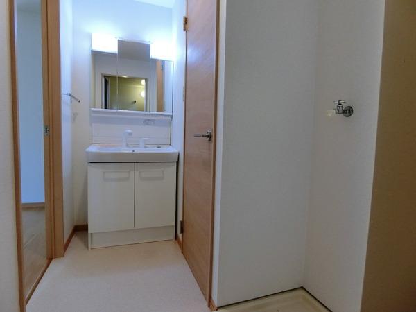 羽曳野市古市５丁目のアパート