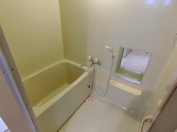 羽曳野市古市５丁目のアパート